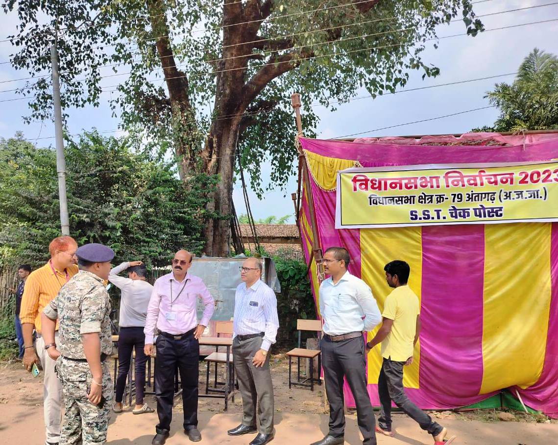 व्यय प्रेक्षक ने अंतागढ़ एवं कोयलीबेड़ा के एसएसटी चेक पोस्ट का किया निरीक्षण