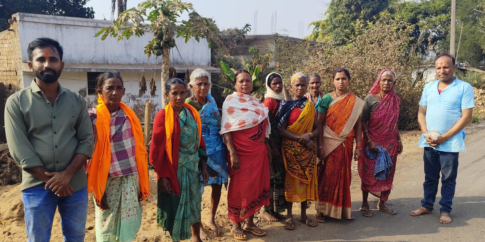 नारायणपुर अबूझमाड़ के कोहकामेटा में 3 परिवार को मूल धर्म में वापसी कराया गया