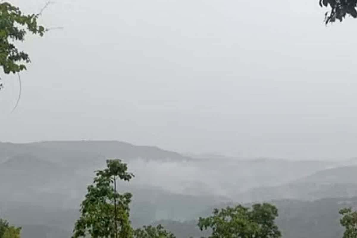 CG Weather Update:  प्रदेश में जल्द मिलेगी कड़ाके की ठंड से राहत