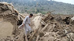 अफगानिस्तान में लगातार आ रहा भूकंप,अब तक 2200 की मौत