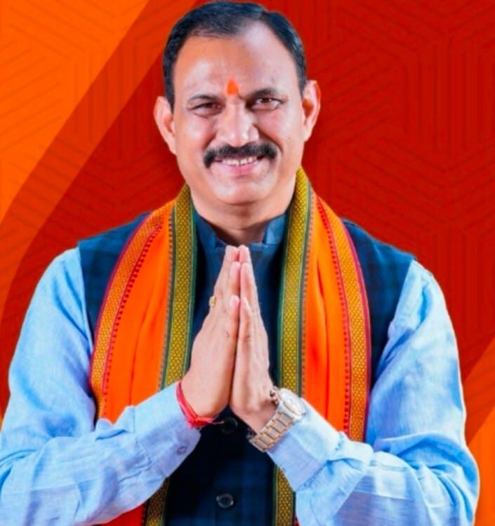 चिरमिरी-नागपुर हॉल्ट नई ब्रॉड गेज रेल लाइन परियोजना : भूमि अर्जन एवं परिसंपत्तियों पर आपत्तियां आमंत्रित, अब तेजी से आगे बढ़ रहा है कार्य