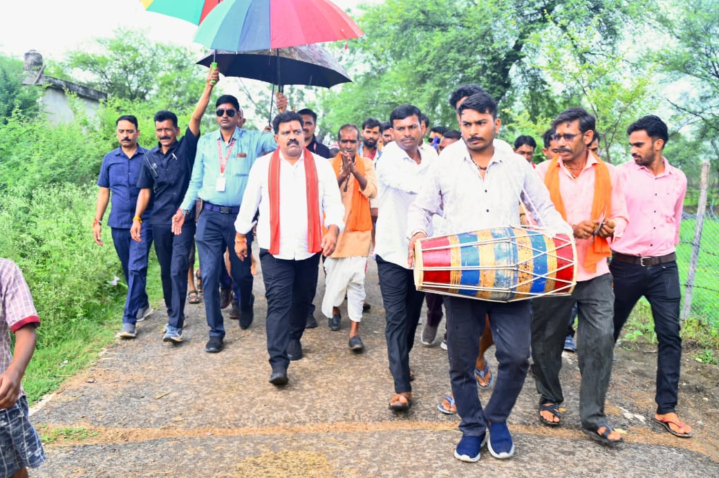 छत्तीसगढ़ सरकार का उद्देश्य गाँव-गाँव तक विकास की रोशनी पहुँचाना है : उपमुख्यमंत्री  विजय शर्मा 
