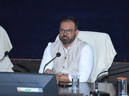 राजस्व मामलों में लापरवाही पर कलेक्टर सख्त, तीनों SDM समेत अधिकारियों को नोटिस जारी