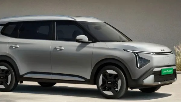  बड़ी फैमिली के लिए बेस्ट डील! किफायती 7-सीटर इलेक्ट्रिक कारें और शानदार फीचर्स
