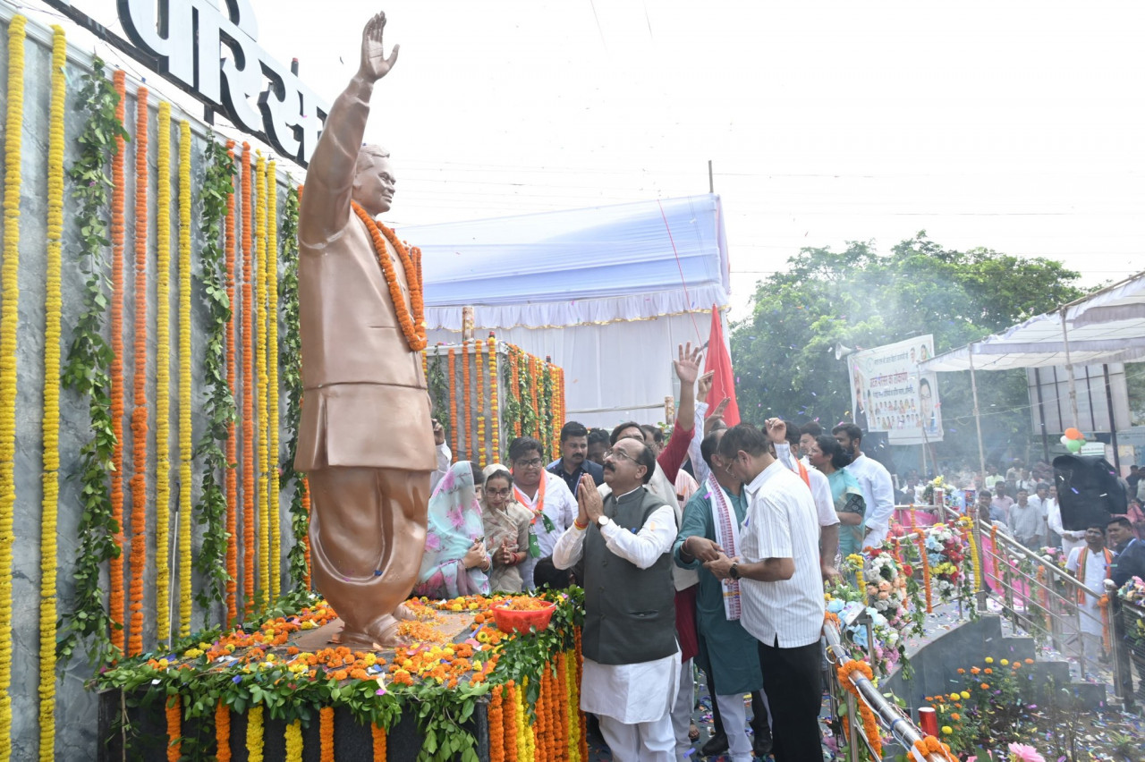 जल्दी ही वृहद स्तर पर शुरू होगा सड़कों के पुनर्निर्माण का काम :  अरुण साव
