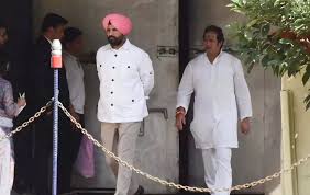  कांग्रेस पंजाब प्रभारी ने  चैतन्य  बघेल और कवासी लखमा से जेल में की मुलाकात