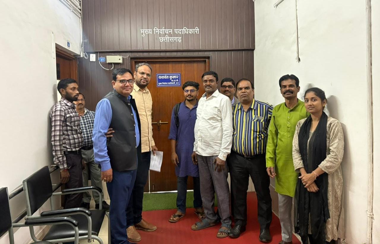 
SSMBM ने CEO से की मुलाकात, SIR की खामियों पर जताई गंभीर चिंता