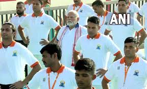 विशाखापट्टनम में बोले PM मोदी,तनाव में दुनिया, योग में शांति