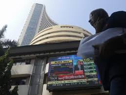 सप्ताह की शुरुआत में शेयर बाजार में गिरावट,विदेशी मुद्रा भंडार में वृद्धि