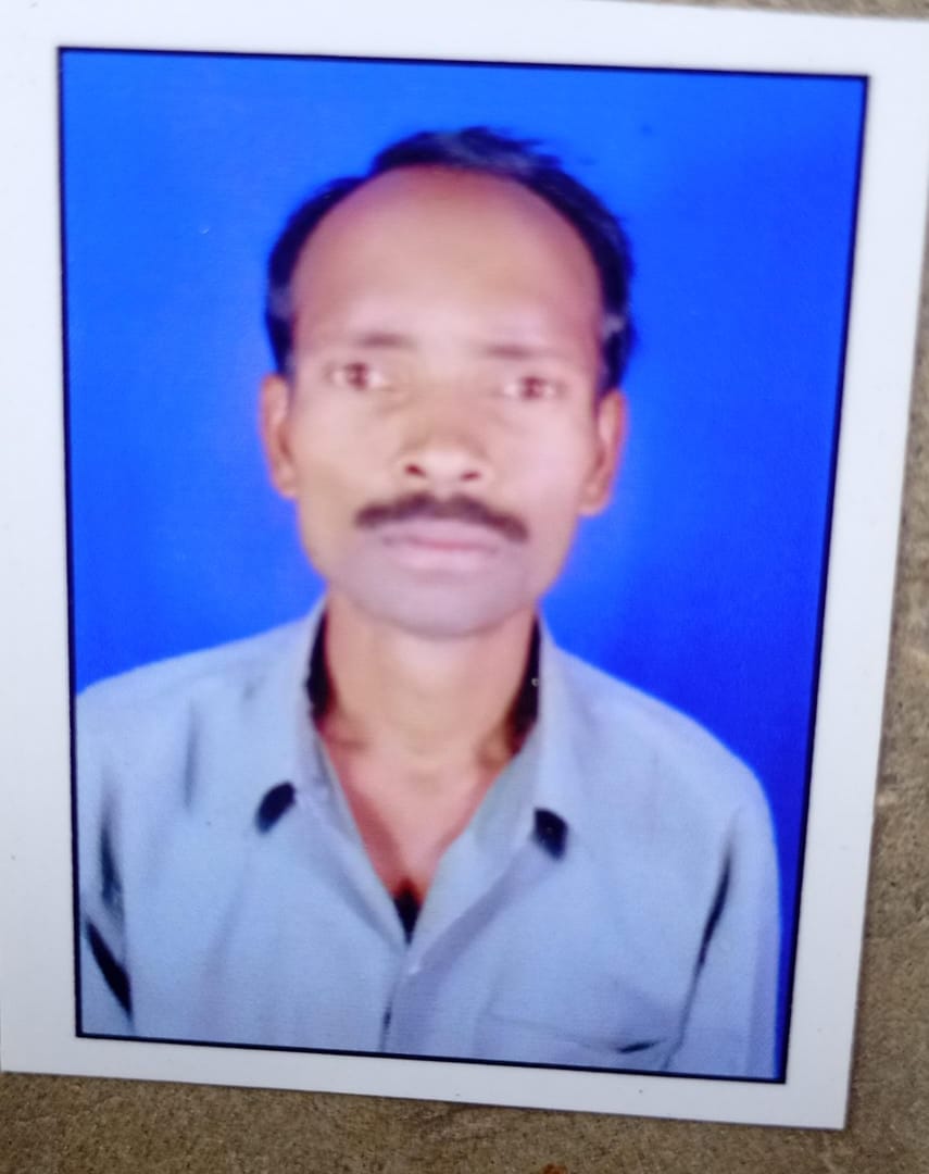 पेड़ से गिरकर ग्रामीण की मौत,मर्ग कायम कर जांच में जुटी पुलिस