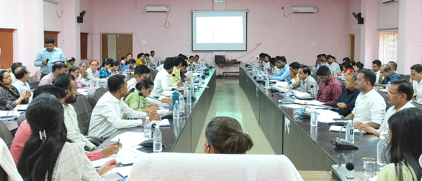 पंचायत एवं ग्रामीण विकास विभाग की मासिक समीक्षा बैठक संपन्न, कार्यों में तेजी लाने के निर्देश