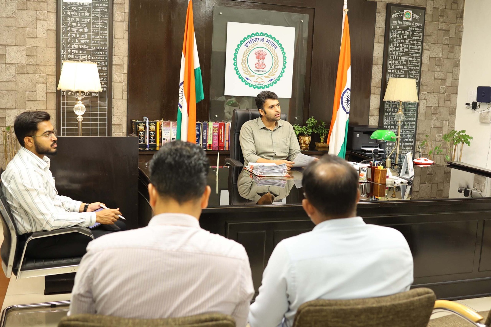 रायगढ़ स्टेडियम समिति की बैठक में बड़े फैसले, अब सातों दिन खुलेंगे इंडोर गेम्स