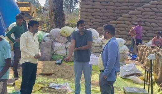 एसडीएम ने रतनपुर उपार्जन केंद्र में किया औचक निरीक्षण, किसानों को मिली भरोसे की नई उम्मीद