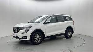 Mahindra XUV700 पर बंपर छूट,जानिए कीमत और वेरिएंट डिटेल 