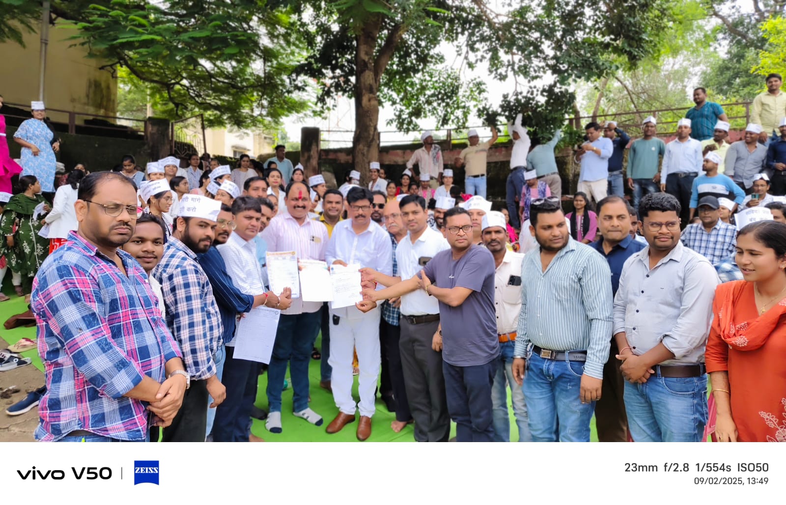 एनएचएम कर्मचारियों की अनिश्चितकालीन हड़ताल को विभिन्न संगठनों का समर्थन