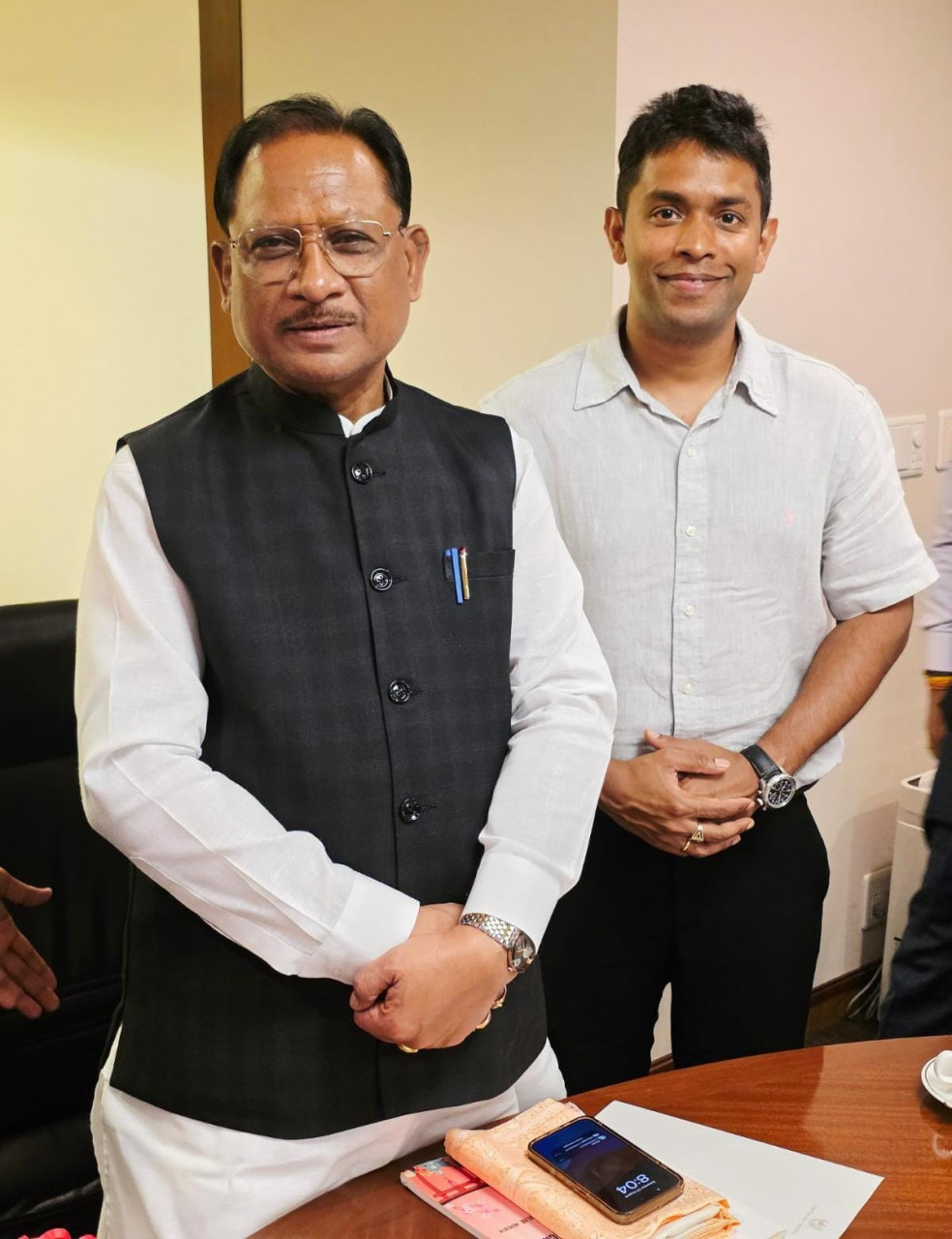 अविनाश तिवारी से टोक्यो में मिले मुख्यमंत्री साय : छत्तीसगढ़ में उद्योग स्थापना को लेकर हुई सकारात्मक चर्चा