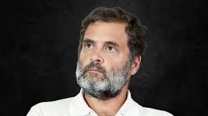 गाली-गलौज के लिए राहुल गांधी को पीएम मोदी से माफी मांगने को कहें खरगे : प्रह्लाद जोशी