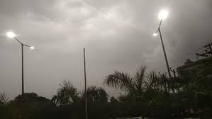 छत्तीसगढ़ में एक बार फिर बदला मौसम का मिजाज, रायपुर समेत सभी संभागों में हो सकती है बारिश