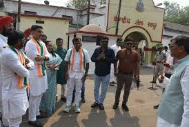 छत्तीसगढ़ दौरे पर सचिन पायलट, जेल में कवासी लखमा से की मुलाकात