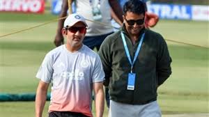 फिलहाल भारतीय क्रिकेट टीम के हेड कोच की कुर्सी पर नहीं है खतरा