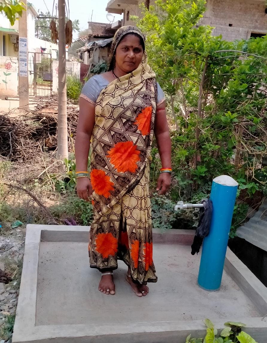 जल जीवन मिशन से घर में नल कनेक्शन मिलने पर ग्राम तोरनकट्टा एवं मनकी की महिलाएं प्रसन्न