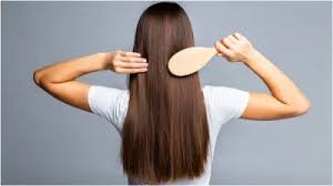 बालों की देखभाल के लिए अपनाएं ये आवश्यक सुझाव