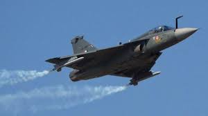 तेजस एयरक्राफ्ट और आकाश मिसाइल सिस्टम जैसे स्वदेशी उत्पादों की धमक,11 वर्षों में रक्षा निर्यात में भारत का बढ़ा दबदबा