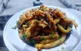 बाजार वाली चाउमीन से ऊब गए हैं? तो घर पर बनाएं पहाड़ी चमकीना, आइए जानते हैं इसकी रेसिपी