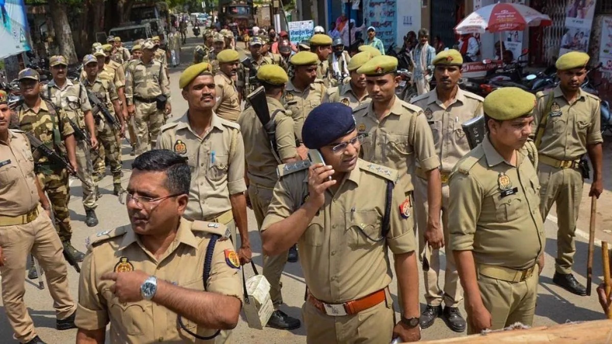 पुलिस में मेगा फेरबदल: 151 IPS समेत 179 अधिकारियों के तबादले, कई जिलों की कमान बदली