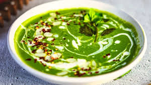 सर्दियों में पिएं पालक सूप,चेहरे पर आएगा गुलाबी निखार और बाल होंगे घने..