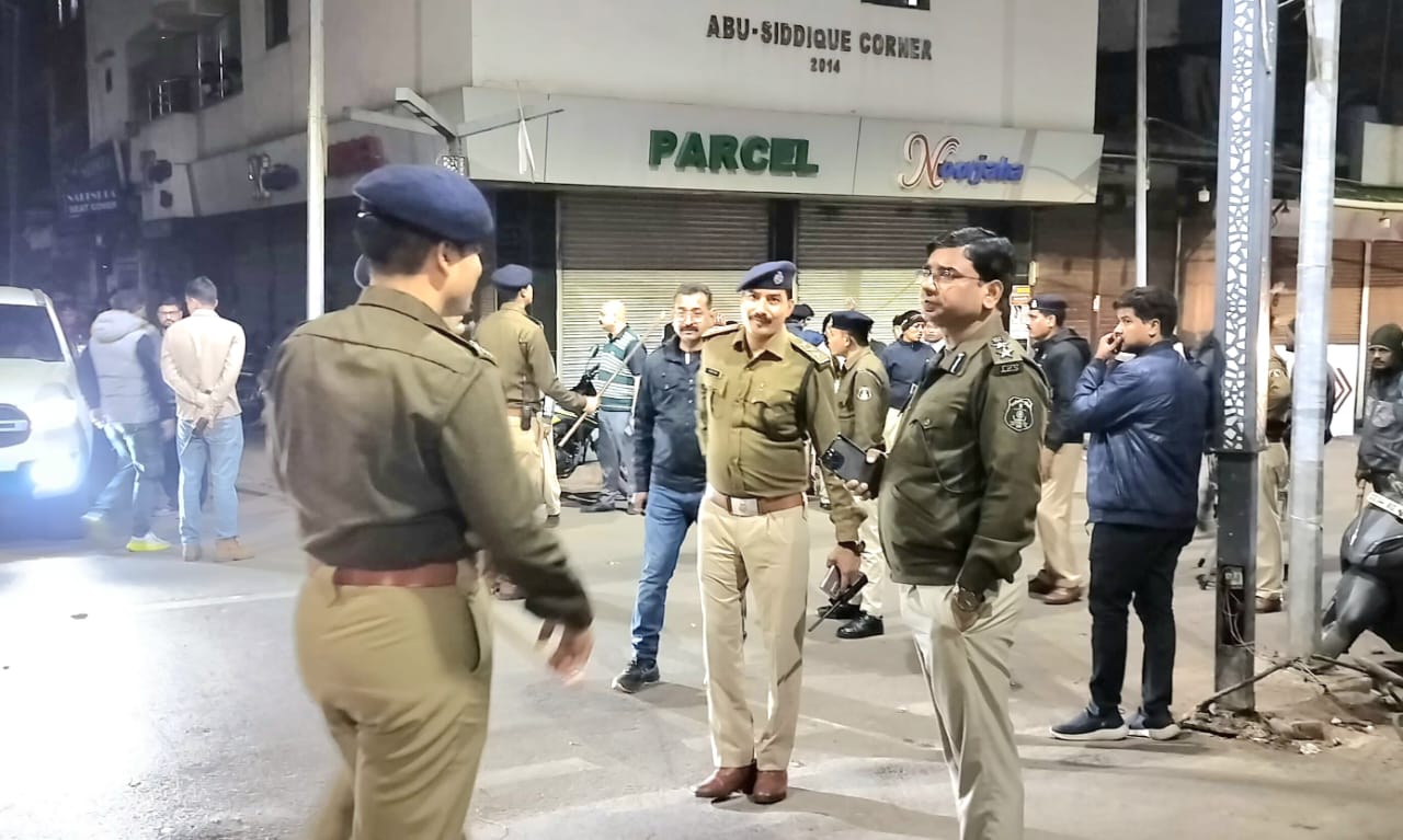 रायपुर SSP का देर रात सीएसपी के साथ औचक निरीक्षण…