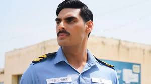 अहान शेट्टी ने इस एक्टर संग तुलना पर तोड़ी चुप्पी,सोशल मीडिया पर फोड़ा लड़वाने का ठीकरा 