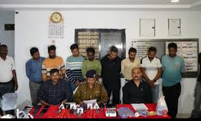 रायपुर में क्राइम ब्रांच की बड़ी कार्रवाई,हुक्का के तीन ठिकानों में मारी रेड, 15 लाख का सामान जब्त