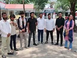 छात्राओं के साथ अभद्रता और मारपीट, NSUI नेताओं ने जमकर मचाया हंगामा 