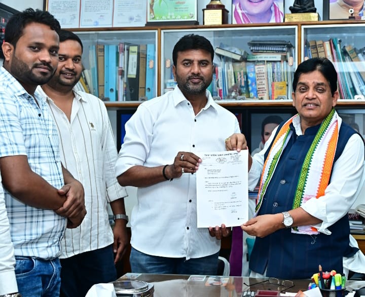 आरंग पालिका के नेता प्रतिपक्ष बने शरद गुप्ता 