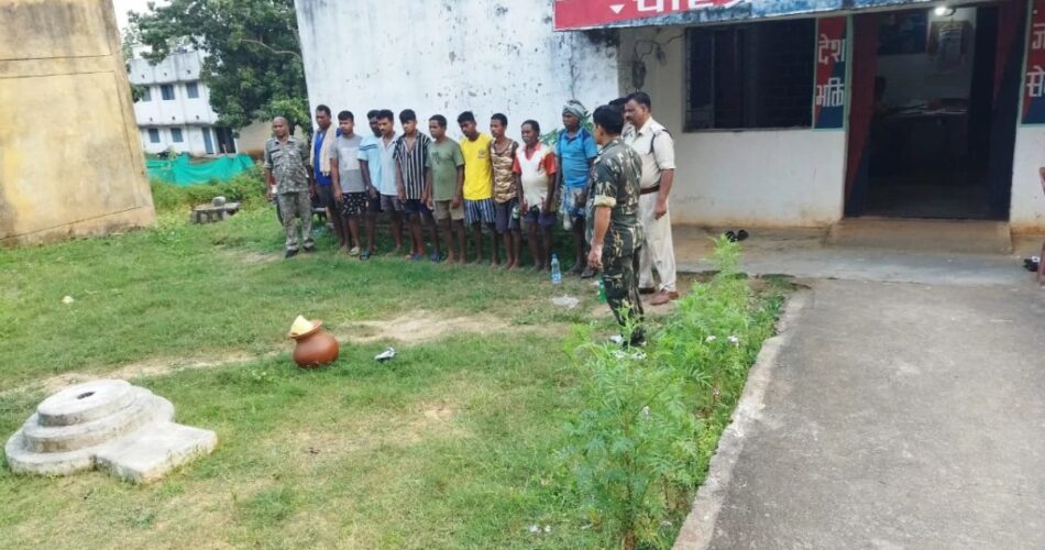 गौ हत्या कर मांस की बिक्री करने वाले दर्जनों आरोपी चढ़े पुलिस के हत्थे…
