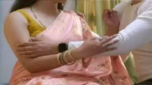 अंबिकापुर में महिला शिक्षिका व अधीक्षक के देर रात में मिलने पर बवाल