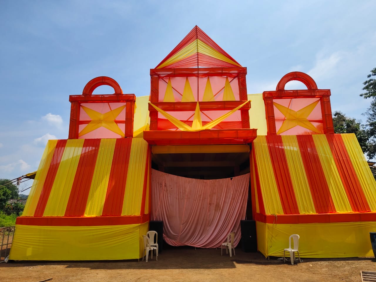 सुकमा में शारदीय नवरात्रि दुर्गा पूजा की तैयारियां तेज, भक्तों में उत्साह का माहौल