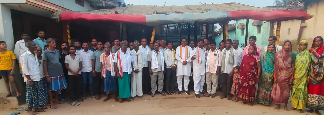 धनतेरस पर विधायक जनक ध्रुव ने ग्राम मेड़कीडबरी में किया सामुदायिक भवन का भूमि पूजन
