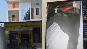 बदमाशों ने व्यापारी के घर पर प्रेट्रोल बम से किया हमला,मामले की जांच में जुटी पुलिस 