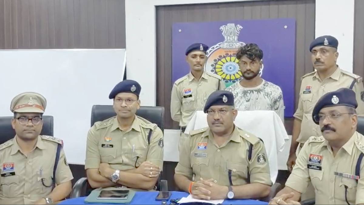 बात नहीं की तो मार डाला... भिलाई में 19 वर्षीय नर्सिंग छात्रा की हत्या का खुलासा, एकतरफा प्यार में आरोपी गिरफ्तार