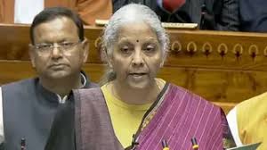 वित्त मंत्री सीतारमण ने लगाया लैंगिक भेदभाव का आरोप,आप बजट के दिन क्या पहनने वाली हैं?
