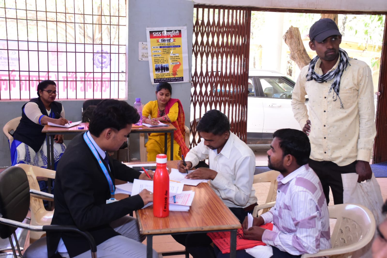 रोजगार मेला में युवा उत्साहपूर्वक हुए शामिल ,65 अभ्यर्थियों ने विभिन्न पदों के लिए दिया साक्षात्कार
