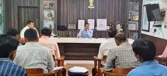 जल जीवन मिशन समीक्षा बैठक: तय सीमा में काम पूरा न करने वाले ठेकेदारों पर गिरेगी गाज