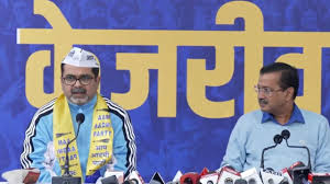 आम आदमी पार्टी में शामिल हुए अवध ओझा, दिल्ली से लड़ सकते हैं विधानसभा का चुनाव