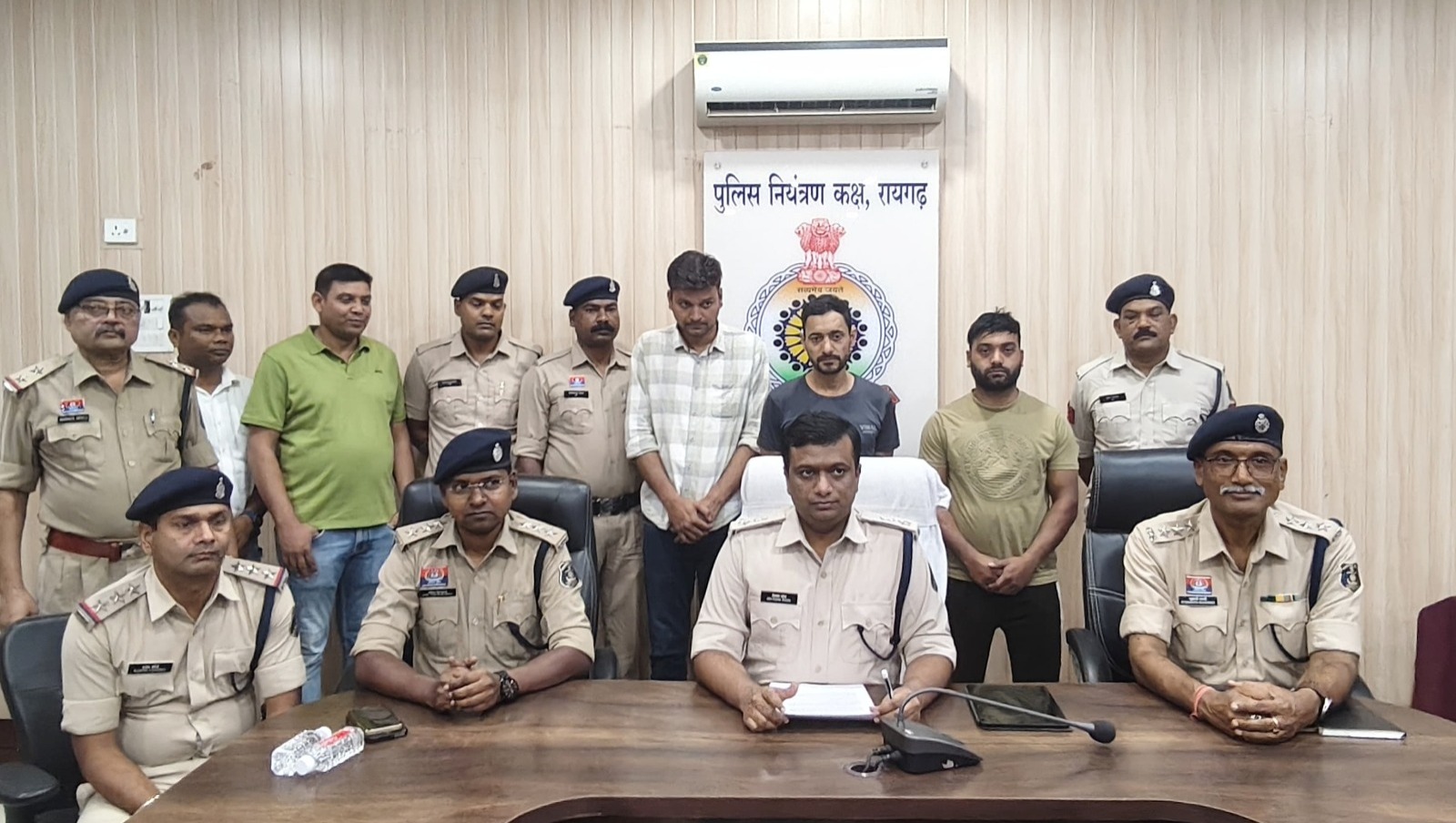 अंतर्राज्यीय साइबर ठग गिरोह का भंडाफोड़, रायगढ़ पुलिस ने उत्तराखंड से पकड़े 3 आरोपी, 91 लाख की धोखाधड़ी का खुलासा