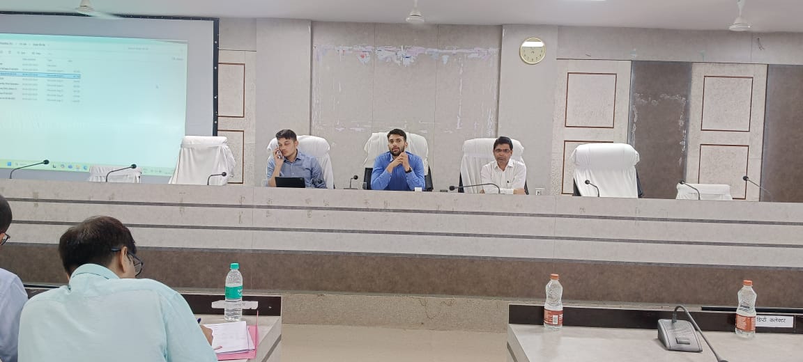 दंतेवाड़ा में समय सीमा की हुई बैठक,सुशासन तिहार 2025 की रूपरेखा तय