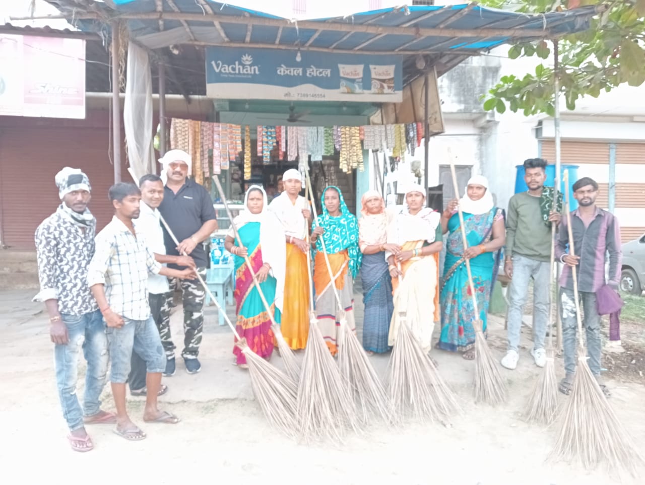 पूरे नगर निगम को चमकाएंगे  :राजेश चंपू गुप्ता
