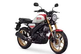 Yamaha XSR155 फर्स्ट राइड रिव्यू: रेट्रो लुक, स्पोर्टी परफॉर्मेंस और शानदार माइलेज

