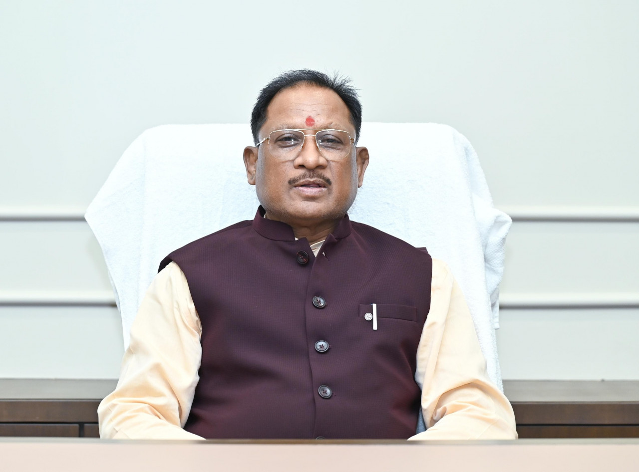 मुख्यमंत्री साय ने नवा रायपुर निवास कार्यालय में विधिवत कामकाज की शुरुआत की